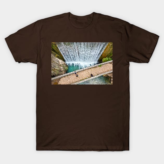 A different perspective T-Shirt by Cretense72